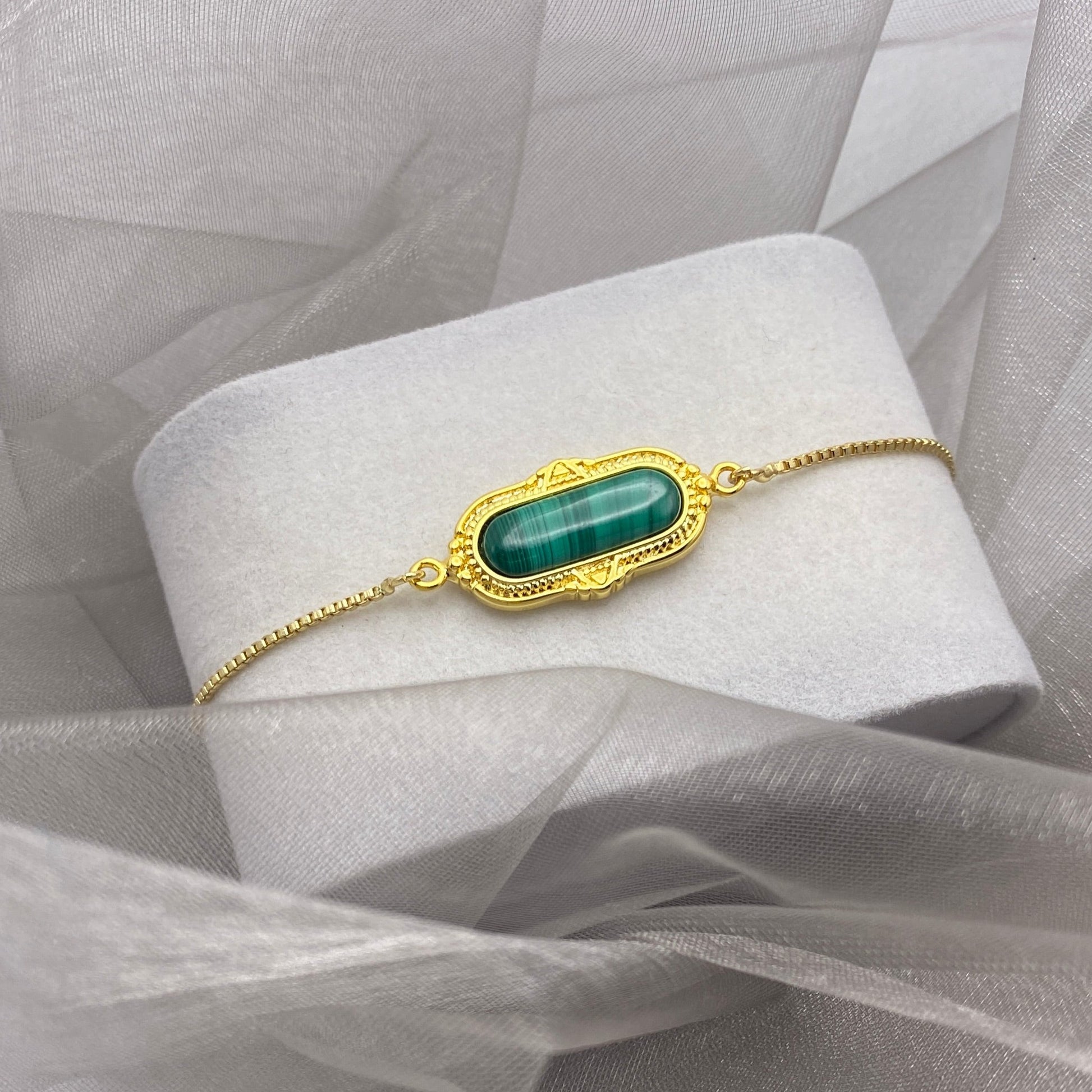 Malachite Oval Bracelet Image